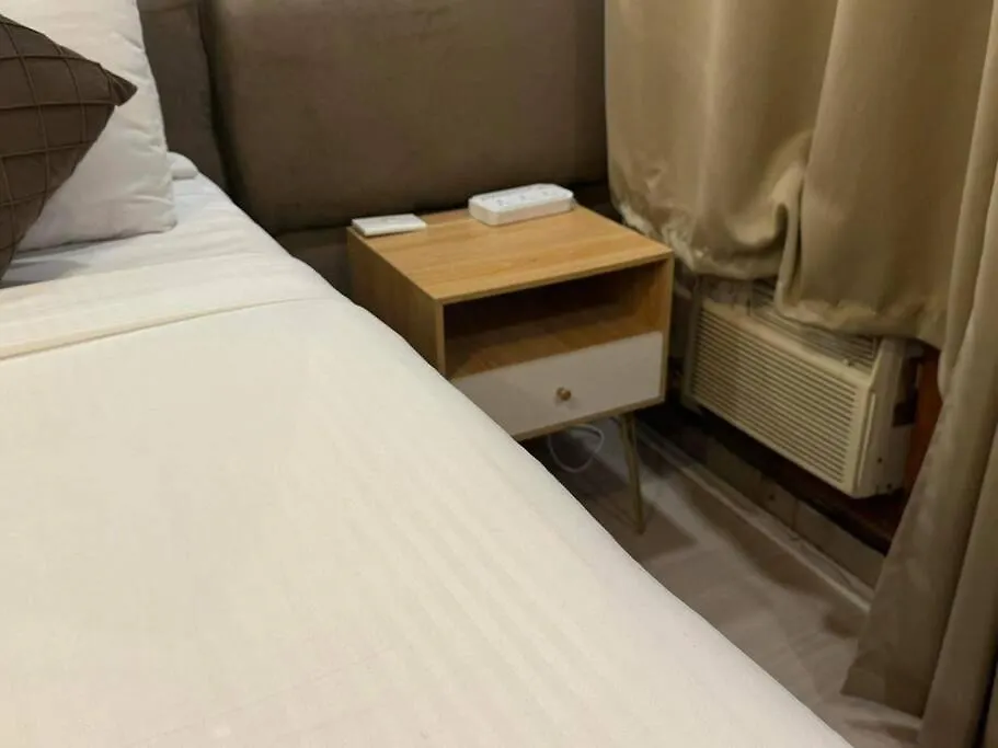 Citadel Inn A4 Central Nightlife Makati Free Pool Manila Philippines